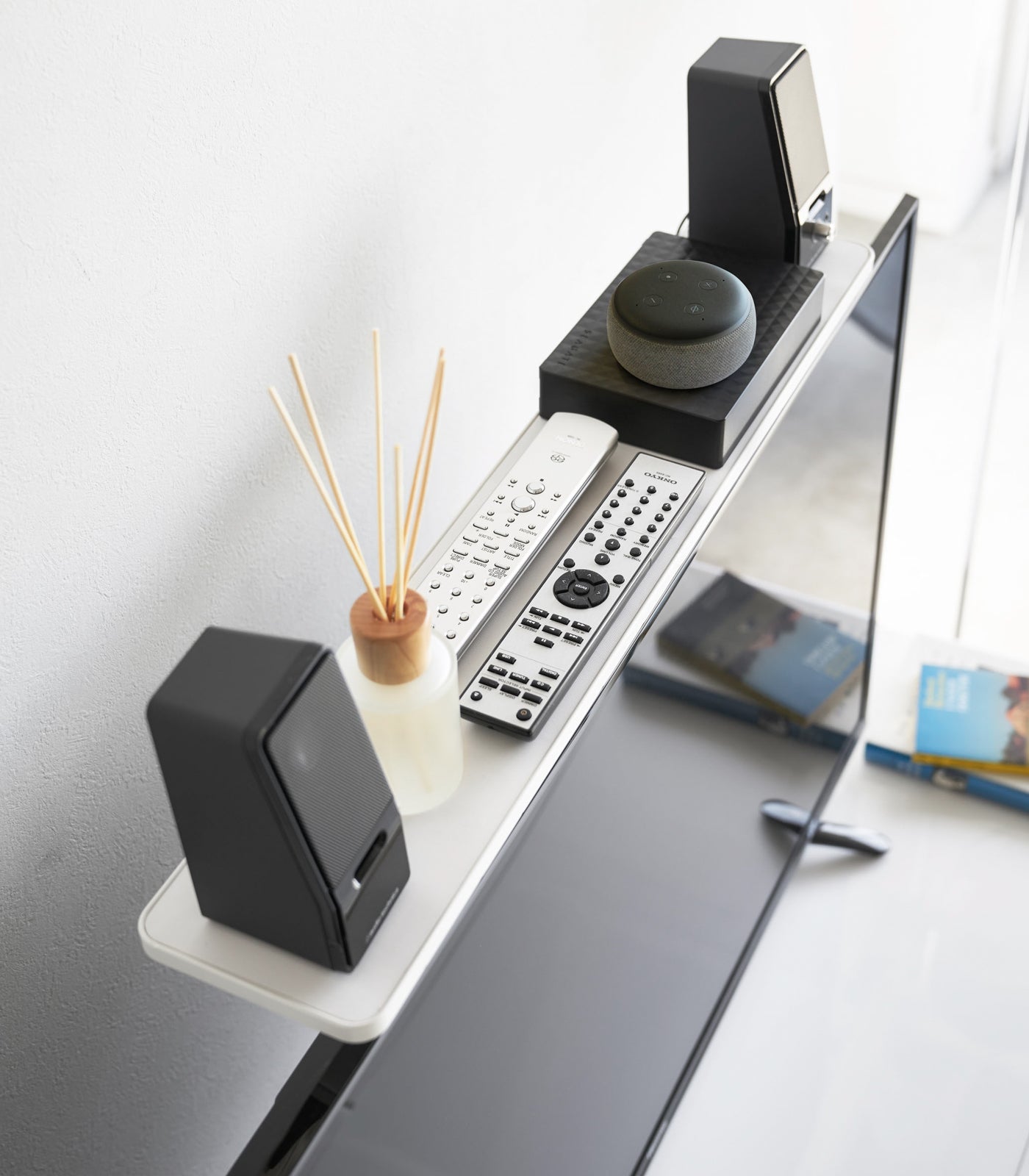 VESA-Compliant TV Shelf (24 H)  - Steel