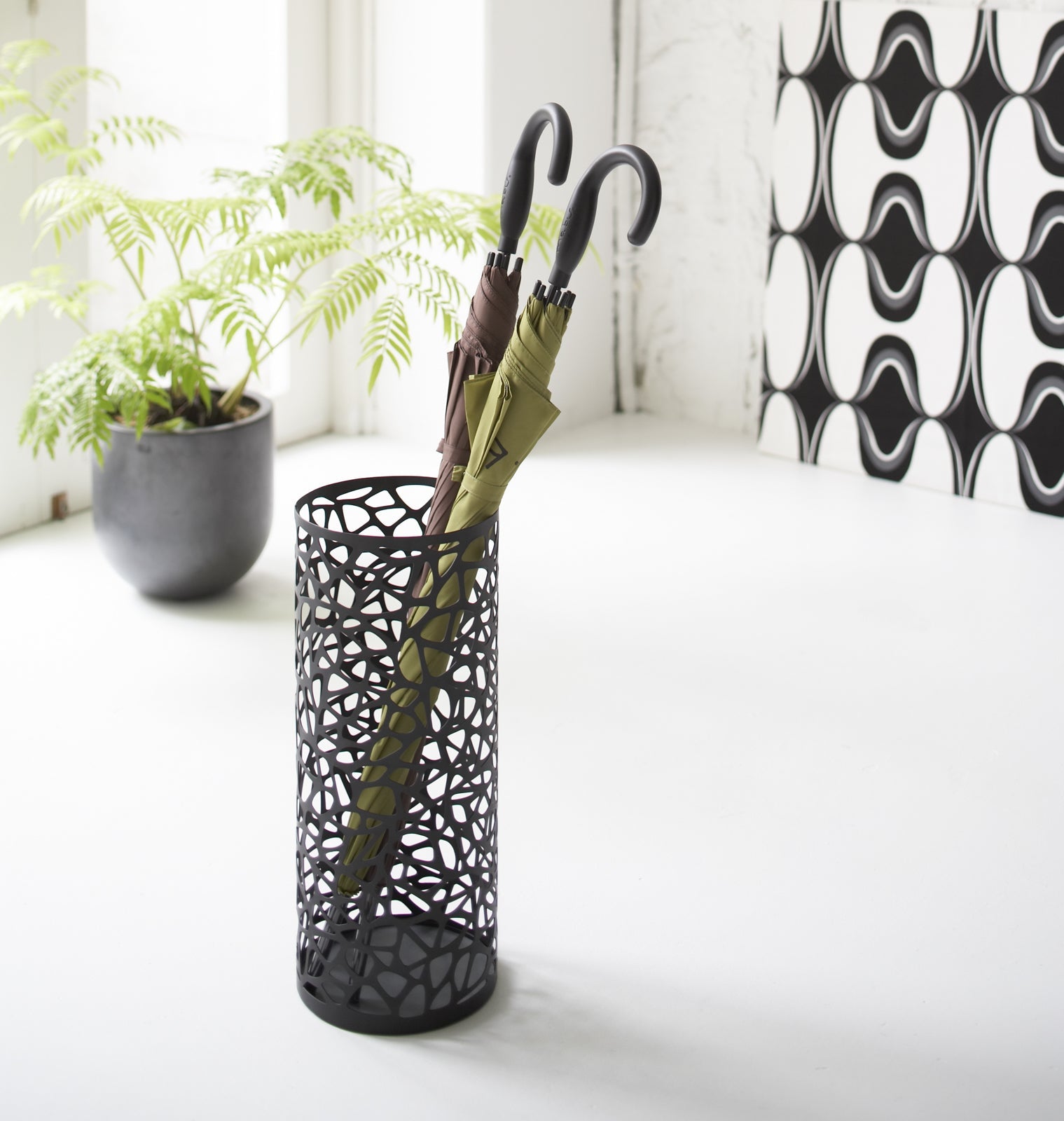 Umbrella Stand - Round - Steel